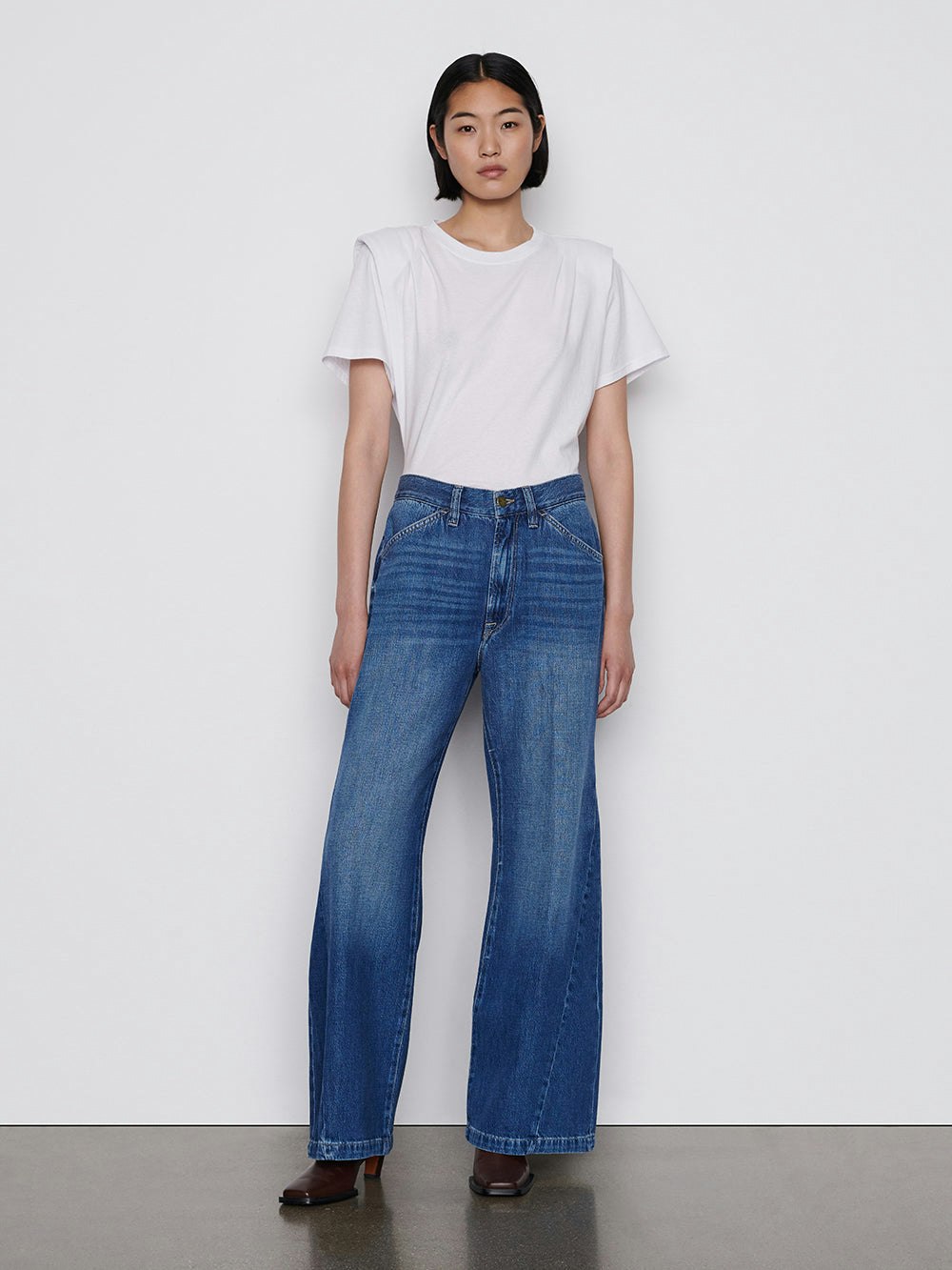 jeans front full body view alt:hover